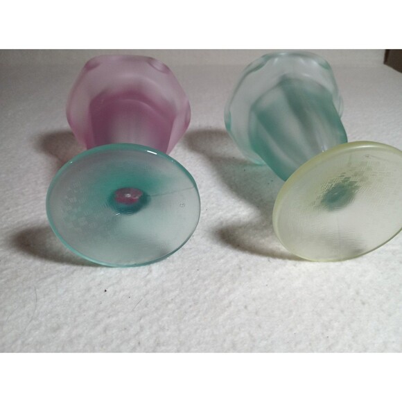 Set of 2 Frosted Sundae Glasses Green & Pink Ice Cream Dessert Cups Retro - Picture 5 of 15